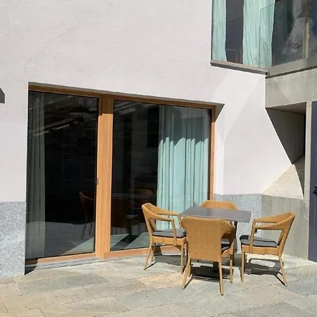 Chesa Alta Apartment *
